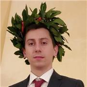 Buongiorno, sono un neolaureato in scienze e tecniche dello sport. Offro lezioni da remoto di educazione fisica pratica e teorica